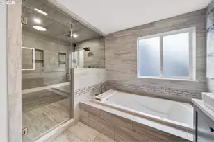 6055 SE 28th St, Gresham, OR 97080 - Photo 23