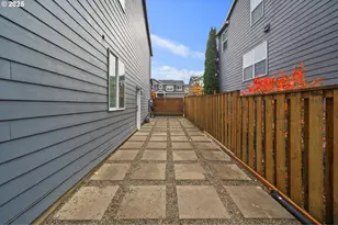 6055 SE 28th St, Gresham, OR 97080 - Photo 35