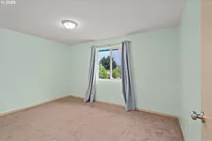 1015 SW 2nd St, Warrenton, OR 97146 - Photo 9