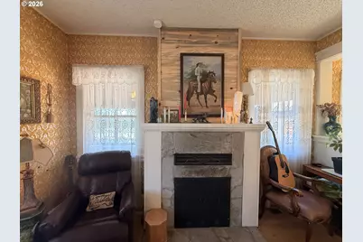 736 N Alvord Ave, Burns, OR 97720 - Photo 5