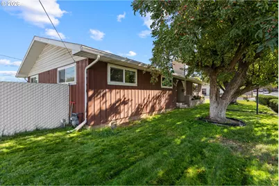 905 SW 4th St, Hermiston, OR 97838 - Photo 5