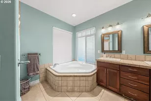 1797 NE Rocky Dr, Roseburg, OR 97470 - Photo 17