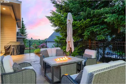 1797 NE Rocky Dr, Roseburg, OR 97470 - Photo 5