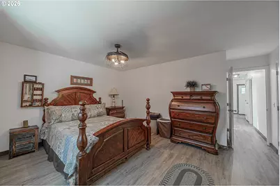 975 Augustine Ave, Coos Bay, OR 97420 - Photo 25