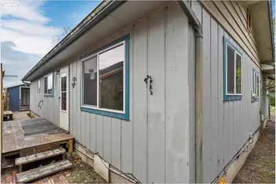 4634 SE Lee Ave, Lincoln City, OR 97367 - Photo 27