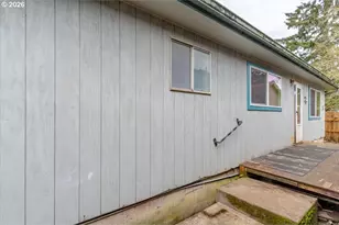 4634 SE Lee Ave, Lincoln City, OR 97367 - Photo 33