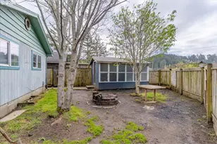 4634 SE Lee Ave, Lincoln City, OR 97367 - Photo 31