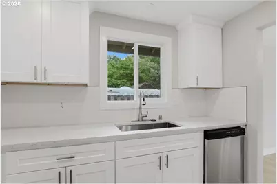 9410 NE 80th Ave, Vancouver, WA 98662 - Photo 11