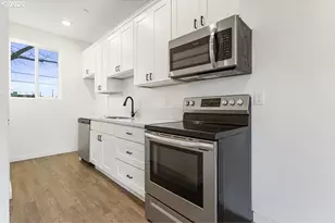 7360 N Atlantic Ave, Portland, OR 97217 - Photo 9