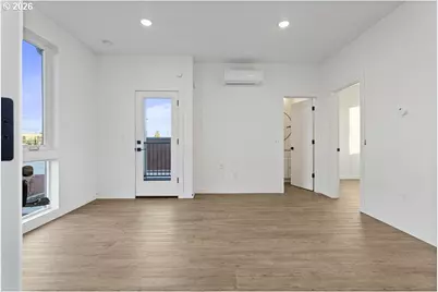 7360 N Atlantic Ave #4, Portland, OR 97217 - Photo 5