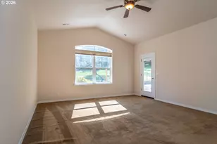 982 Doerner Rd, Roseburg, OR 97471 - Photo 19