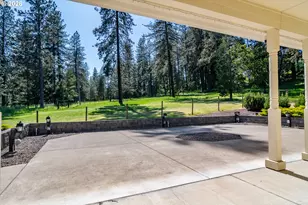 982 Doerner Rd, Roseburg, OR 97471 - Photo 29