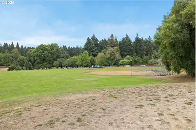 10116 N Hudson St, Portland, OR 97203 - Photo 39