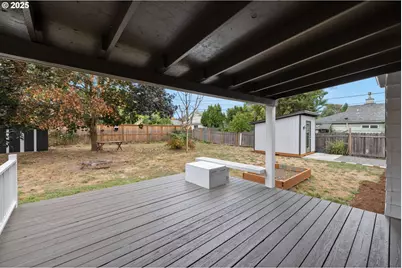 10116 N Hudson St, Portland, OR 97203 - Photo 25