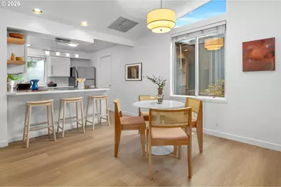 3306 NE Holman St, Portland, OR 97211 - Photo 11