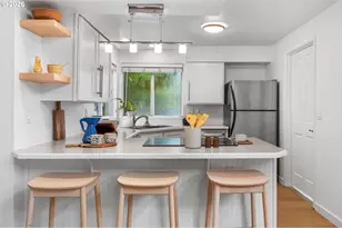 3306 NE Holman St, Portland, OR 97211 - Photo 17