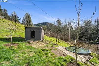 990 Skyline Dr, Tillamook, OR 97141 - Photo 21