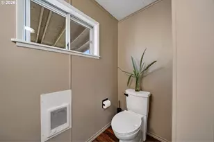 990 Skyline Dr, Tillamook, OR 97141 - Photo 27