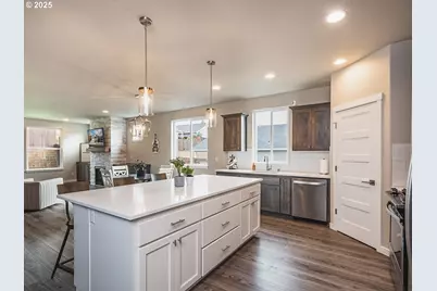 2116 N 3rd Way, Ridgefield, WA 98642 - Photo 7