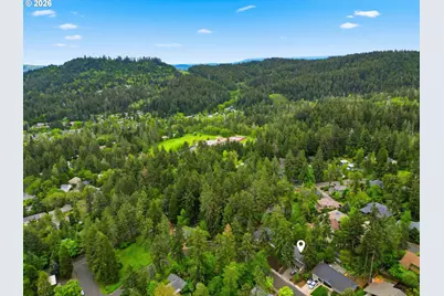 610 Empress Ave, Eugene, OR 97405 - Photo 47