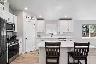 392 Owens Wy, Creswell, OR 97426 - Photo 15