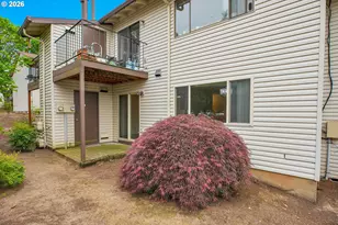 12506 SE Stark St, Portland, OR 97233 - Photo 29
