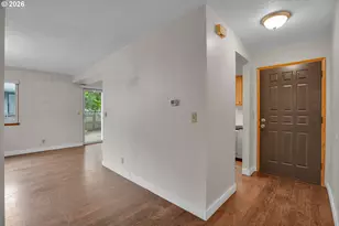 12506 SE Stark St, Portland, OR 97233 - Photo 5