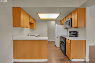 12506 SE Stark St, Portland, OR 97233 - Photo 13