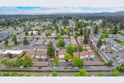 12506 SE Stark St #E, Portland, OR 97233 - Photo 37