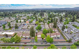 12506 SE Stark St, Portland, OR 97233 - Photo 37
