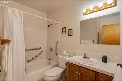 11925 SE 70th Ave, Milwaukie, OR 97222 - Photo 9