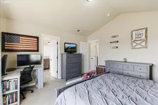 750 NE Cascadia Ridge Dr, Estacada, OR 97023 - Photo 15