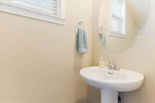 750 NE Cascadia Ridge Dr, Estacada, OR 97023 - Photo 13