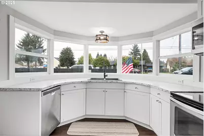 3317 Olive Way, Longview, WA 98632 - Photo 9