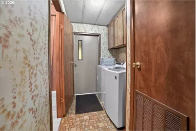 38125 SE Louden Rd, Corbett, OR 97019 - Photo 29