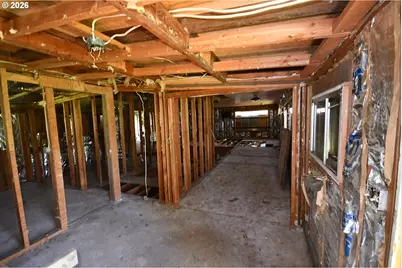 716 Washington St, Lyle, WA 98635 - Photo 25