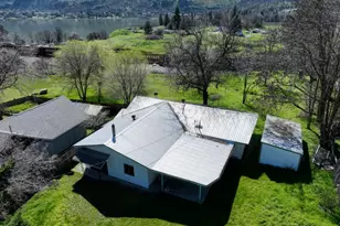 716 Washington St, Lyle, WA 98635 - Photo 9