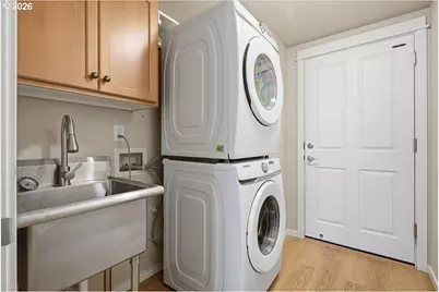 7247 NE Stoneybrook St, Hillsboro, OR 97124 - Photo 31