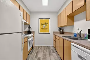 11367 SW Springwood Dr, Portland, OR 97223 - Photo 17