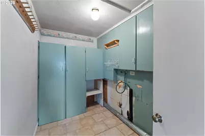 1183 Lookingglass Rd, Roseburg, OR 97471 - Photo 27