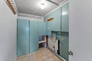 1183 Lookingglass Rd, Roseburg, OR 97471 - Photo 27