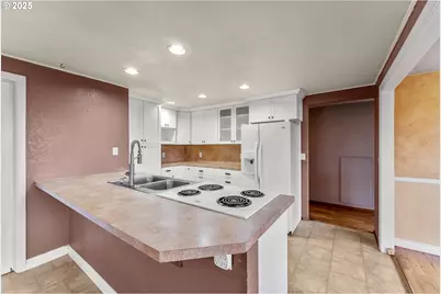 1183 Lookingglass Rd, Roseburg, OR 97471 - Photo 11