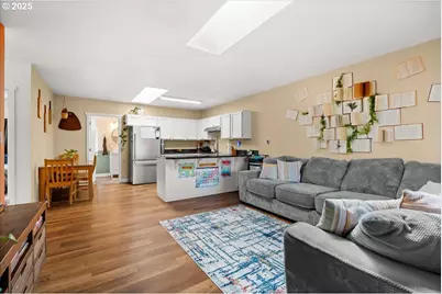 1720 B St, Forest Grove, OR 97116 - Photo 3