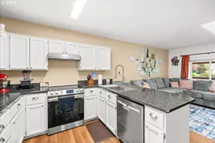 1720 B St, Forest Grove, OR 97116 - Photo 17