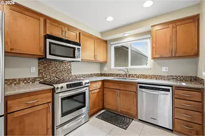 2204 Ridgeway Dr, Eugene, OR 97401 - Photo 15
