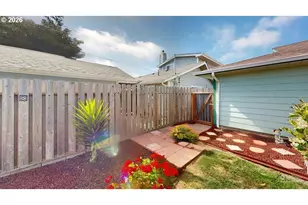 1239 Iris St, Brookings, OR 97415 - Photo 23