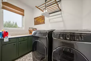 250 W St James Pl, Longview, WA 98632 - Photo 9