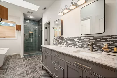 250 W St James Pl, Longview, WA 98632 - Photo 21