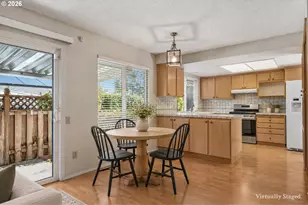 15390 SW Alderbrook Ct, Tigard, OR 97224 - Photo 7