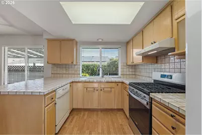 15390 SW Alderbrook Ct, Tigard, OR 97224 - Photo 11